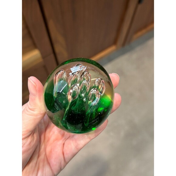 Art Glass Paperweight Green Controlled Bubble Sphere Water Plants - Picture 11 of 11